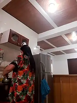 tiffany Johnson1 online show from 10-04-25, 02:59