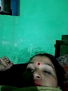 Manavi x online show from 04-10-26, 12:49