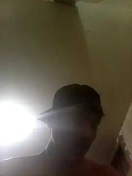 Bebicho14 online show from 09-10-25, 02:22