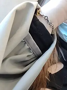 Snapshot of Lovelyanan chatting on 10-22-25, 06:46 Lovelyanan online show from 10-22-25, 06:46