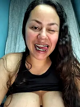 camila-titis online show from 12-17-25, 03:34