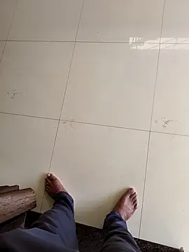 Snapshot of Rk3BULL chatting on 09-25-25, 08:51 Rk3BULL online show from 09-25-25, 08:51