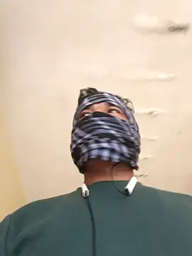 Snapshot of Rk3BULL chatting on 11-22-25, 10:25 Rk3BULL online show from 11-22-25, 10:25