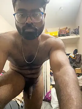 Snapshot of DJLOVE280825 chatting on 10-06-25, 11:35 DJLOVE280825 online show from 10-06-25, 11:35