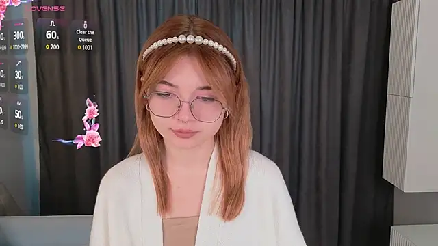 Susan Gardner online show from 10-19-25, 06:03