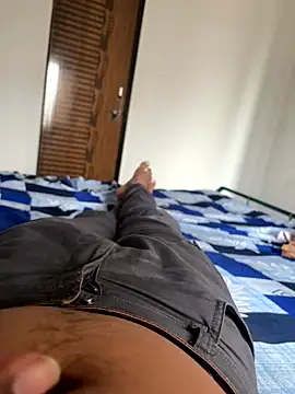 Snapshot of 1995Pk chatting on 10-28-25, 06:39 1995Pk online show from 10-28-25, 06:39