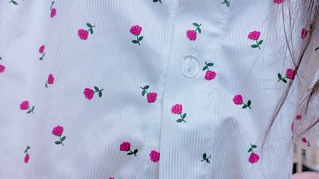 RIRI-style online show from 10-17-25, 02:52