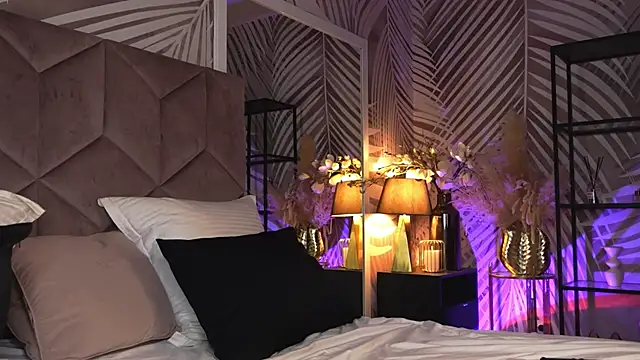 EvaRhea online show from 04-07-26, 02:56