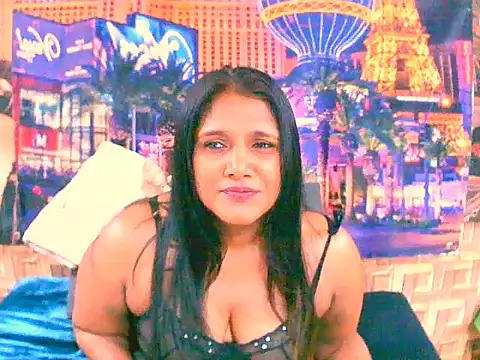 Snapshot of IndianSexyLady4u chatting on 09-14-25, 03:33 IndianSexyLady4u online show from 09-14-25, 03:33