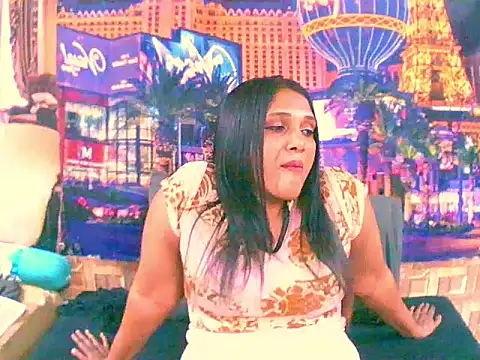 Snapshot of IndianSexyLady4u chatting on 10-24-25, 03:19 IndianSexyLady4u online show from 10-24-25, 03:19