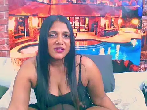 Snapshot of IndianSexyLady4u chatting on 11-15-25, 06:48 IndianSexyLady4u online show from 11-15-25, 06:48