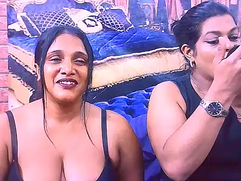 Snapshot of IndianSexyLady4u chatting on 11-27-25, 07:38 IndianSexyLady4u online show from 11-27-25, 07:38