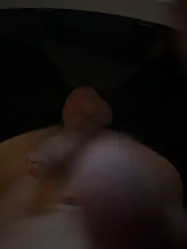 Snapshot of wayneia chatting on 09-19-25, 06:41 wayneia online show from 09-19-25, 06:41