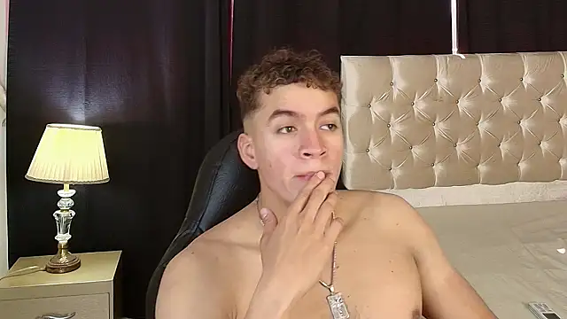 Snapshot of paull_george chatting on 02-14-26, 02:58 paull george online show from 02-14-26, 02:58