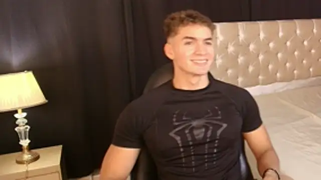 Snapshot of paull_george chatting on 02-26-26, 03:33 paull george online show from 02-26-26, 03:33