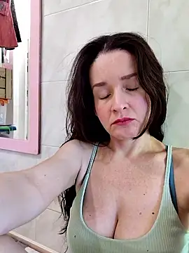 Snapshot of _anita_rojas chatting on 01-10-26, 02:30 anita rojas online show from 01-10-26, 02:30