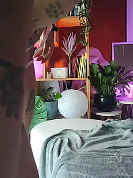 Snapshot of Jess_tattoo11 chatting on 10-13-25, 03:34 Jess tattoo11 online show from 10-13-25, 03:34