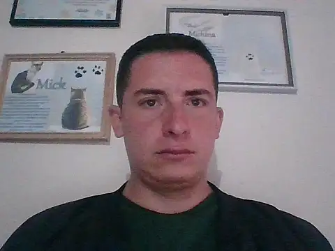 Snapshot of mickseb89 chatting on 02-20-26, 09:26 mickseb89 online show from 02-20-26, 09:26