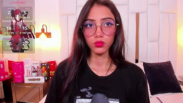 Snapshot of miyu_lu chatting on 11-11-25, 05:13 miyu lu online show from 11-11-25, 05:13