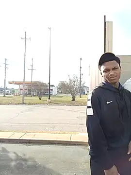 Snapshot of Dropdingo chatting on 11-23-25, 02:50 Dropdingo online show from 11-23-25, 02:50