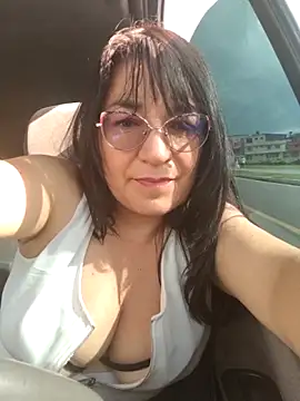 Snapshot of MAFE__29 chatting on 12-13-25, 08:04 MAFE 29 online show from 12-13-25, 08:04