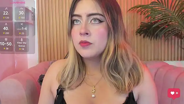 Snapshot of Jenny_Wolridge_ chatting on 10-25-25, 07:30 Jenny Wolridge online show from 10-25-25, 07:30