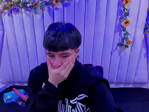 Bruno Cruzz online show from 10-17-25, 02:04