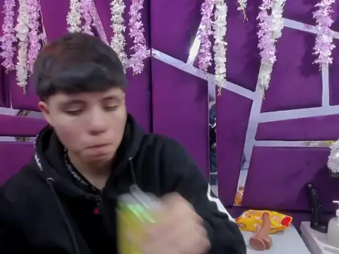 Bruno Cruzz online show from 12-17-25, 02:06