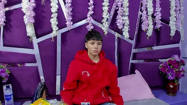 Snapshot of Bruno_Cruzz chatting on 02-20-26, 07:10 Bruno Cruzz online show from 02-20-26, 07:10