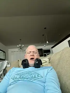 1Silverfox4you online show from 01-12-26, 09:47