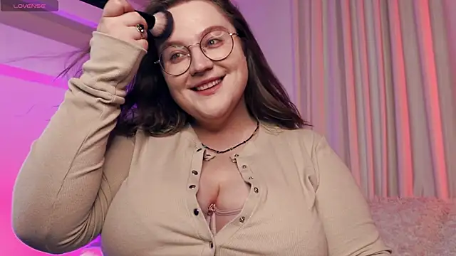 Snapshot of Alissa_S chatting on 09-11-25, 04:40 Alissa S online show from 09-11-25, 04:40