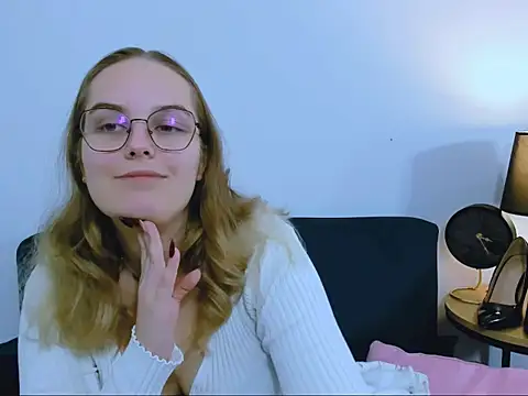 AliceCrazy69 online show from 11-21-25, 12:48