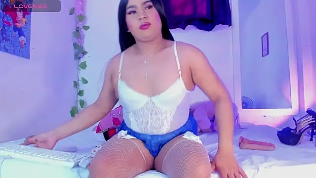 Karenn rosee online show from 12-15-25, 03:05