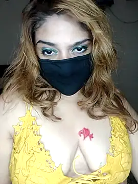 Snapshot of Queen-kohinoor chatting on 10-12-25, 10:31 Queen-kohinoor online show from 10-12-25, 10:31