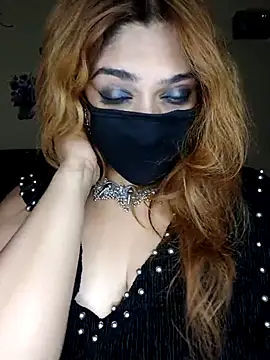 Snapshot of Queen-kohinoor chatting on 10-23-25, 10:47 Queen-kohinoor online show from 10-23-25, 10:47