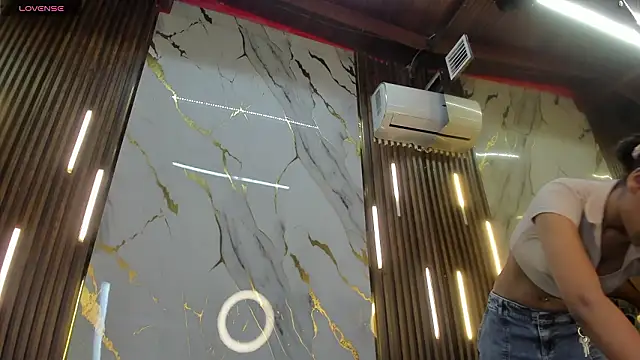 VictoriaDuart online show from 03-04-26, 09:21