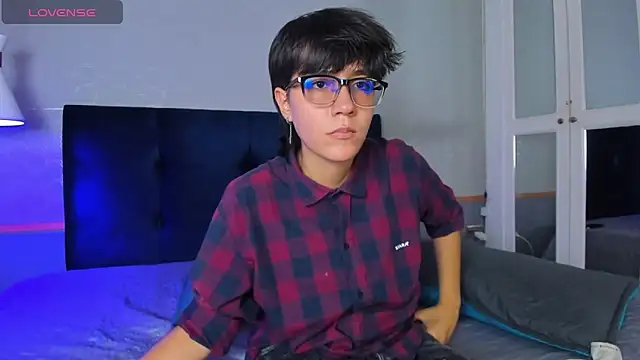 Tsuki Maru online show from 09-26-25, 08:35