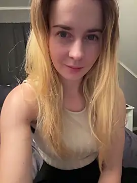 ellieen online show from 10-12-25, 08:30