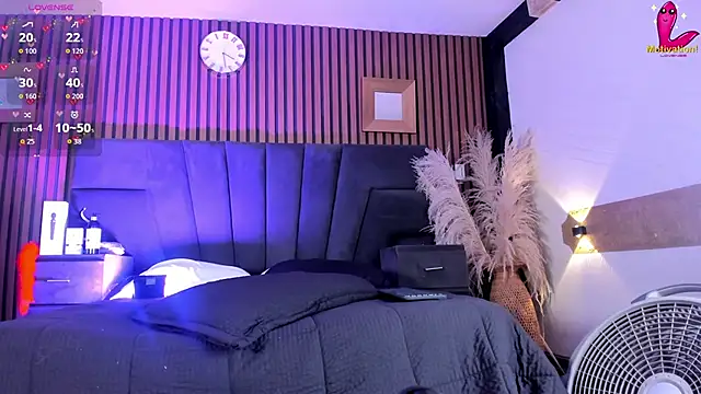 Snapshot of BritanyBrown_ chatting on 06-23-26, 05:16 BritanyBrown online show from 06-23-26, 05:16