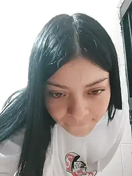 Snapshot of LunaJacobs chatting on 10-23-25, 11:14 LunaJacobs online show from 10-23-25, 11:14