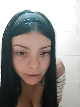 Snapshot of LunaJacobs chatting on 10-30-25, 10:54 LunaJacobs online show from 10-30-25, 10:54