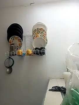 Snapshot of MackMacKenzie chatting on 10-18-25, 01:56 MackMacKenzie online show from 10-18-25, 01:56