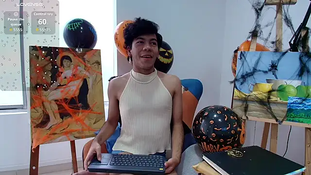 E R O S  online show from 10-24-25, 07:43