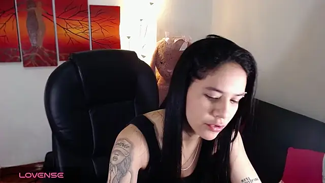 Ashley olivares online show from 09-25-25, 04:54