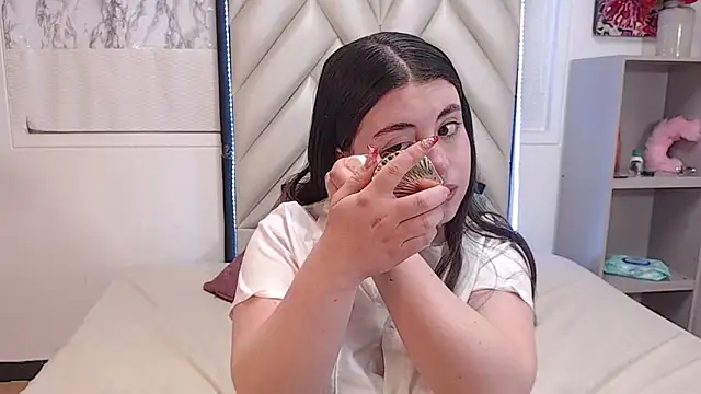 Vicluxxx online show from 10-16-25, 01:12