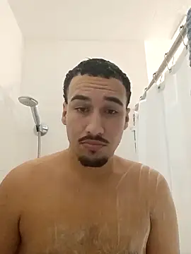 Jadriel23 online show from 10-08-25, 03:37