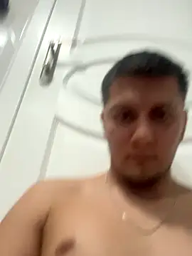 Snapshot of bogerkek chatting on 10-11-25, 11:09 bogerkek online show from 10-11-25, 11:09