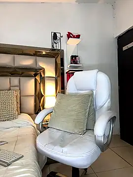 Sara trans hot online show from 01-09-26, 06:49