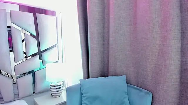  valeria saenz  online show from 07-13-26, 01:58