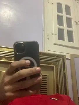 Snapshot of FlungBergenia chatting on 10-11-25, 05:00 FlungBergenia online show from 10-11-25, 05:00